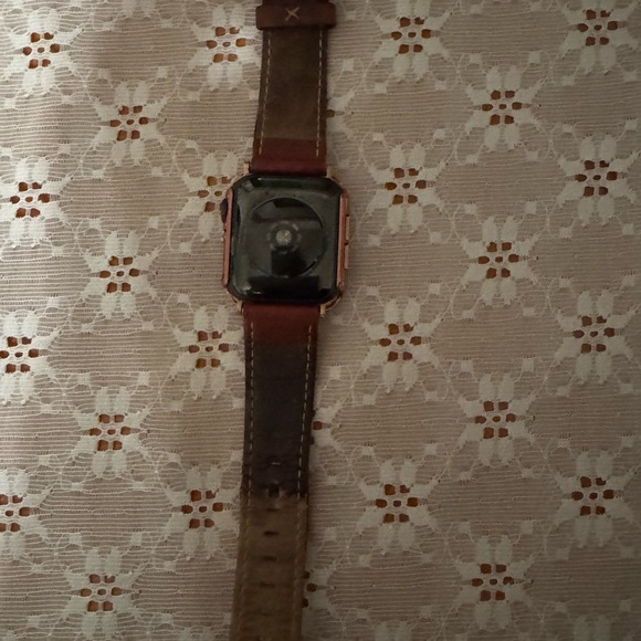 Apple Watch SE 40 MM - Picture 3 of 11